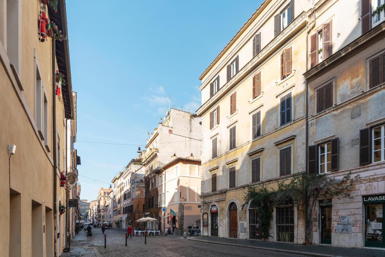 A Borgo Pio Con Ampio Terrazzo! Apartamento Roma